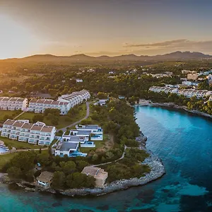 ***** Semesteranläggning (resort) Ikos Porto Petro Spanien